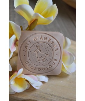 Savon moulé 110g au lait...