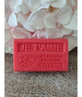 Savon "je t'aime" au lait...