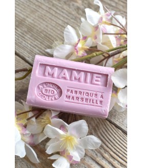 SAVON 60g PARFUMÉ "MAMIE"...